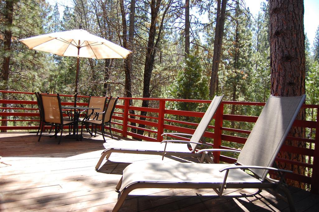 46R Manzanita Lodge Wawona Exteriör bild